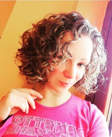 Short And Curly Girls Haircut