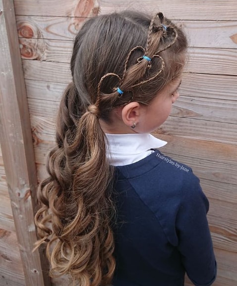 Side Braid with Long Wavy School Girl Hairstyle