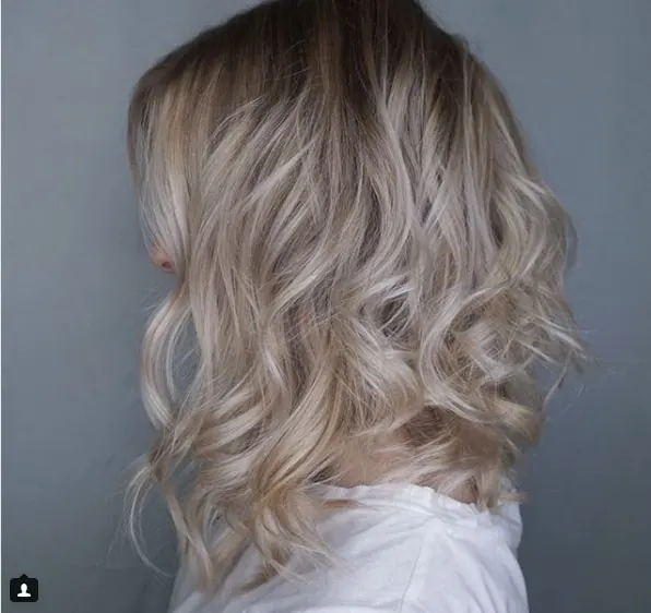 Wavy Lob Combined With Bangs