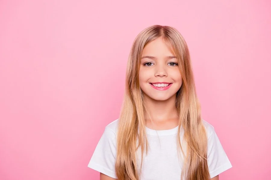 little girl with long blonde hair