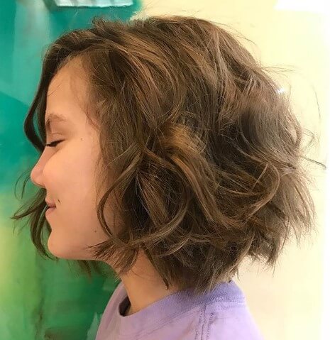 Casual Wavy Bob Hairstyle-mrkidshaircuts.com