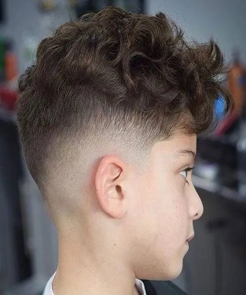 Wavy Messy Top With Faded Undercut