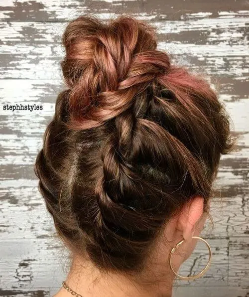 High Hair Bun With Cool Twists