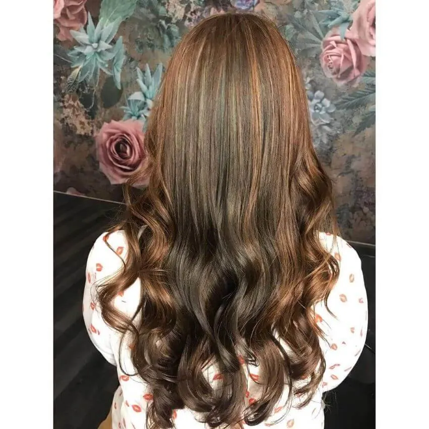 Long Wavy Back With Highlights