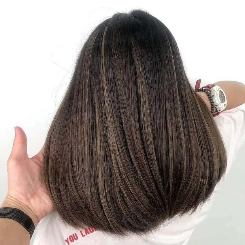 Round Bottom Hairstyle With Highlights