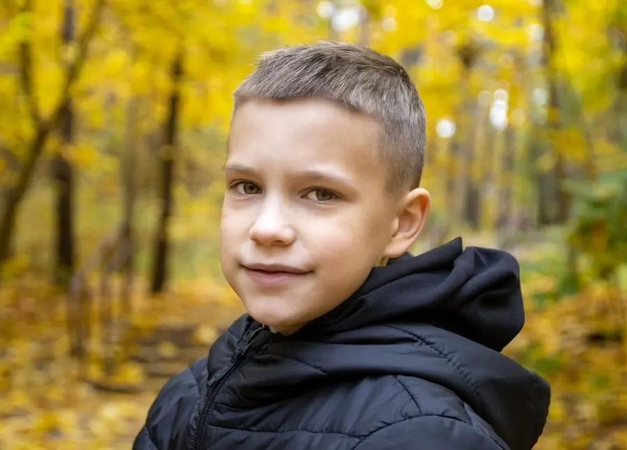 short hairstyle for school boy