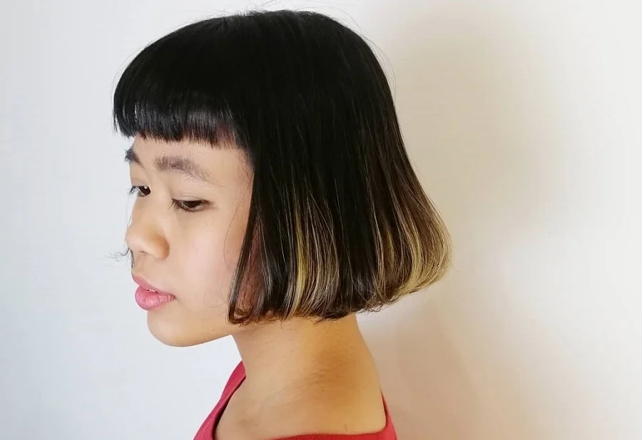 short Korean bob with bangs for round face